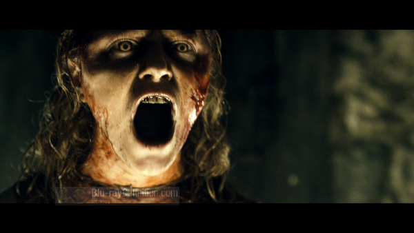 Evil-Dead-2013-BD_1