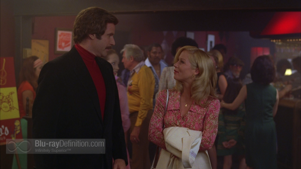 Anchorman-Legend-of-Ron-Burgundy-BD_09