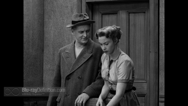 Honeymooners-classic-39-BD_12