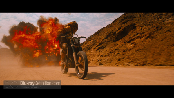 Mad-Max-Fury-Road-BD_20