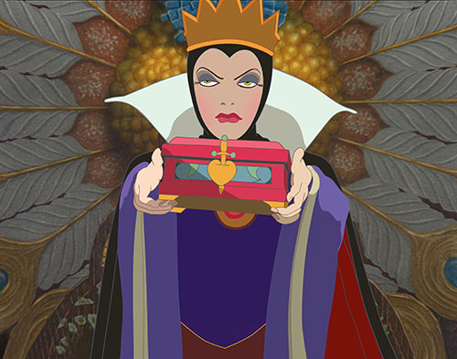 snow-white-evil-queen-still-3