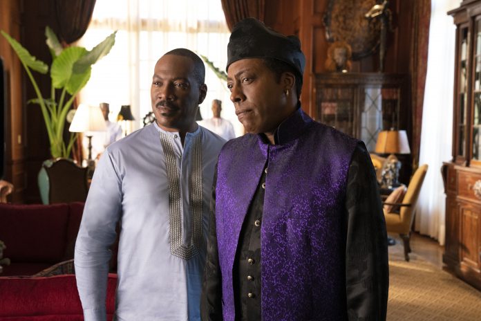 Eddie Murphy and Arsenio Hall star in COMING 2 AMERICA Photo: Quantrell D. Colbert © 2020 Paramount Pictures