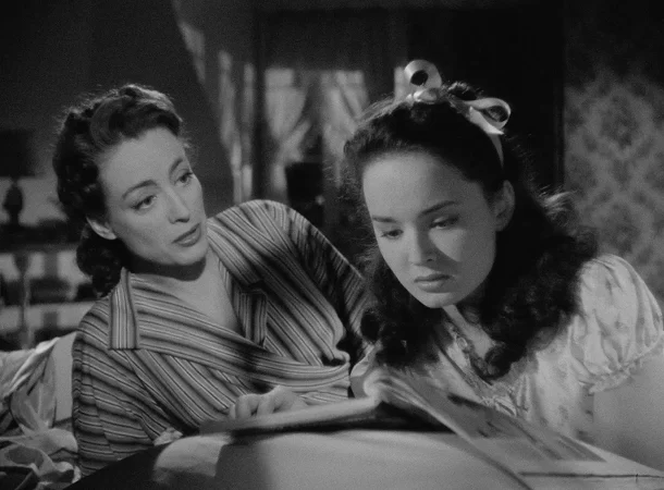 Joan Crawford and Ann Blyth in Mildred Pierce (1945)