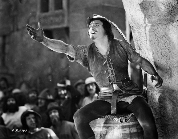 Douglas Fairbanks in Robin Hood (1922)