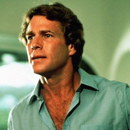 Ryan O'Neal in Green Ice (1981)