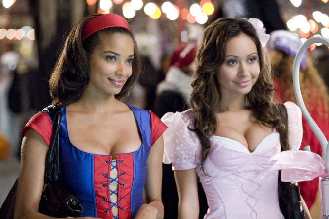 Moneca Delain and Rochelle Aytes in Trick 'r Treat (2007)