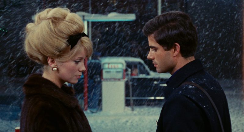 Catherine Deneuve and Nino Castelnuovo in The Umbrellas of Cherbourg (1964)