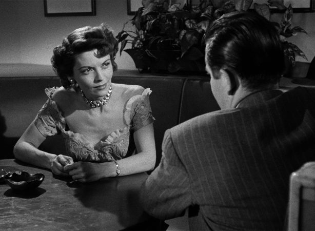 Glenn Ford and Dorothy Green in The Big Heat (1953)