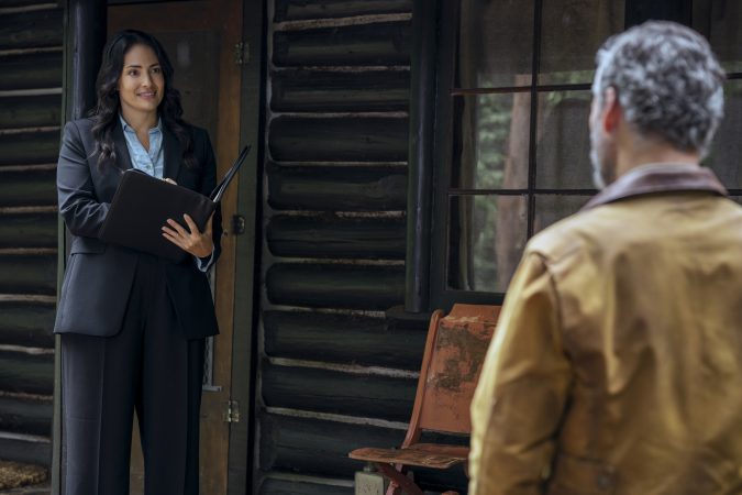Untamed. (L to R) Nicola Correia-Damude as Esther Avalos, Eric Bana as Kyle Turner in episode 102 of Untamed. Cr. Ricardo Hubbs/Netflix © 2025