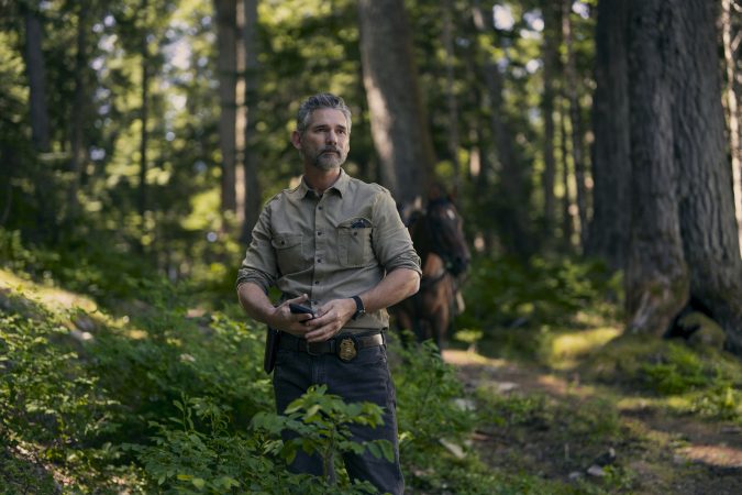 Untamed. Eric Bana as Kyle Turner in episode 102 of Untamed. Cr. Ricardo Hubbs/Netflix © 2025