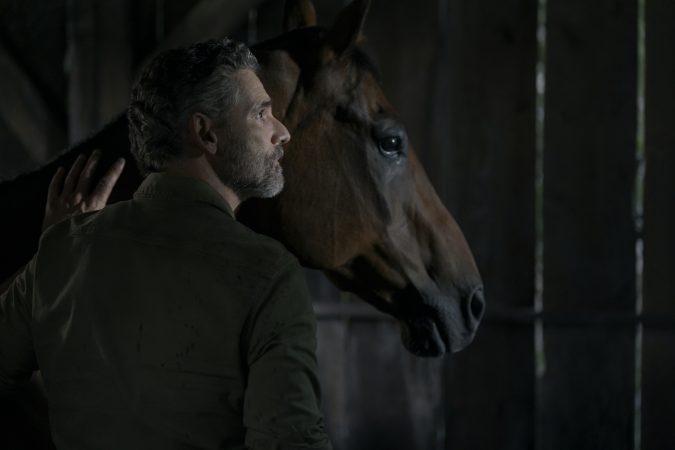 Untamed. Eric Bana as Kyle Turner in episode 103 of Untamed. Cr. Ricardo Hubbs/Netflix © 2025
