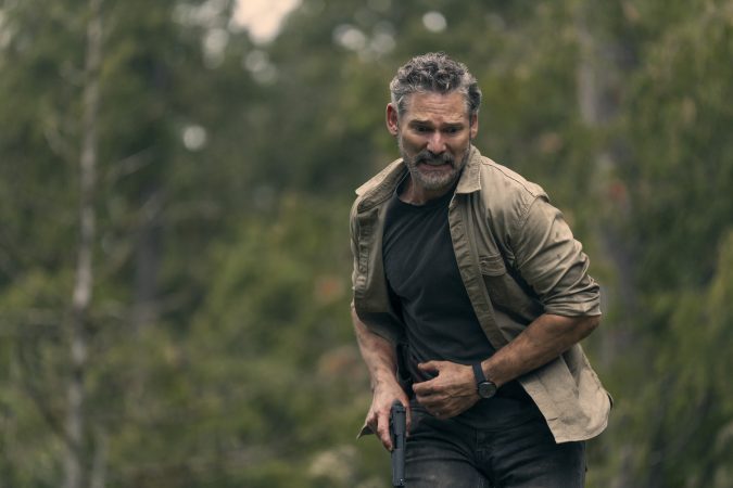 Untamed. Eric Bana as Kyle Turner in episode 106 of Untamed. Cr. Ricardo Hubbs/Netflix © 2025
