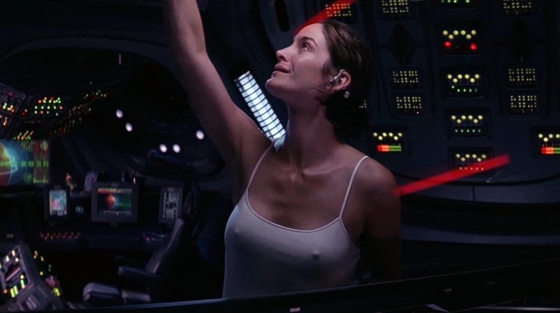 Carrie-Anne Moss in Red Planet (2000)